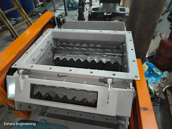 Heavy-duty 3-Drum Feeder