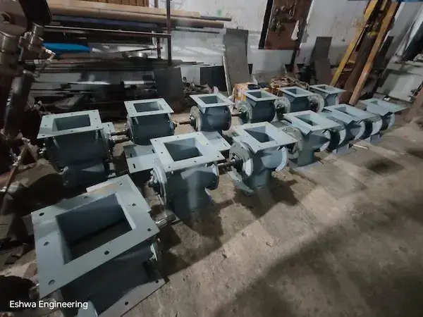 Custom manufactured Pocket Feeder