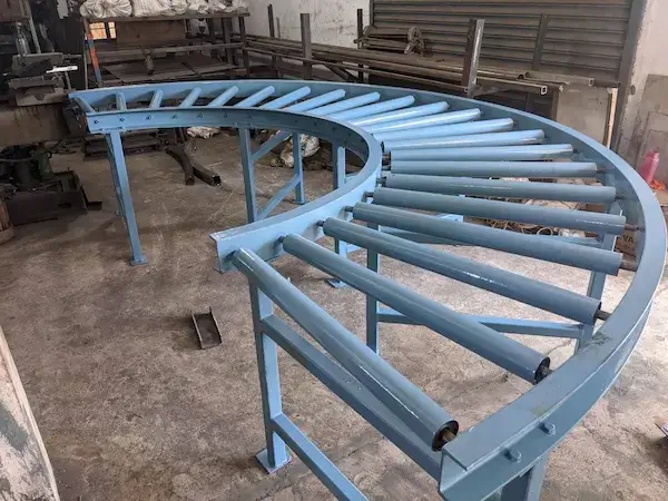 Powered roller conveyor for automated assembly lines in India